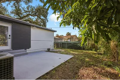 2217 Mallory Avenue, Tampa, FL 33605 - Photo 3