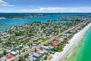 16107 Gulf Blvd, Redington Beach, FL 33708 - Photo 25