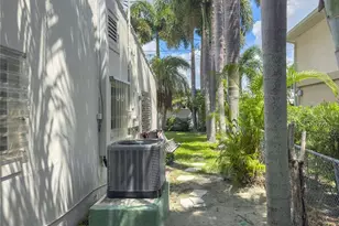 16107 Gulf Blvd, Redington Beach, FL 33708 - Photo 23