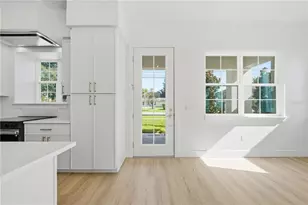 1514 Wilson Ave, Orlando, FL 32804 - Photo 5