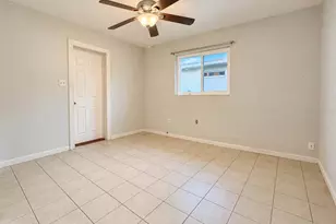 2921 7th Ave W, Bradenton, FL 34205 - Photo 9