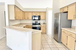 69 N Cervidae Dr, Apopka, FL 32703 - Photo 9