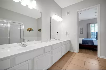 5048 Shoreway Loop #40304, Orlando, FL 32819 - Photo 17