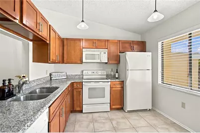 9911 Lancewood Street, Orlando, FL 32817 - Photo 7