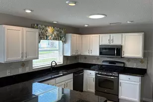 8053 SE 171st McAlpin St, The Villages, FL 32162 - Photo 5
