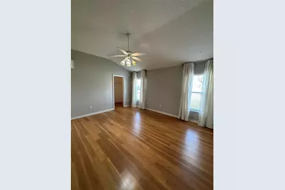 8053 SE 171st McAlpin St, The Villages, FL 32162 - Photo 13