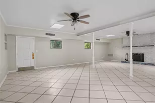 513 Palencia Pl, Lakeland, FL 33803 - Photo 13