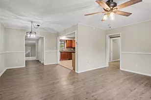 513 Palencia Pl, Lakeland, FL 33803 - Photo 5