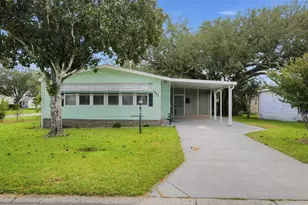 1537 E Schwartz Blvd, Lady Lake, FL 32159 - Photo 1
