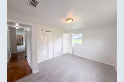4427 Pinebrooke Place, Dover, FL 33527 - Photo 9