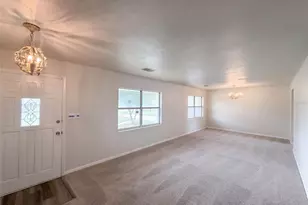 4427 Pinebrooke Pl, Dover, FL 33527 - Photo 3