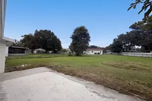 4427 Pinebrooke Pl, Dover, FL 33527 - Photo 13