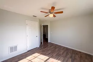 6041 Parnell Ave, Spring Hill, FL 34608 - Photo 17