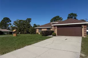 6041 Parnell Ave, Spring Hill, FL 34608 - Photo 7