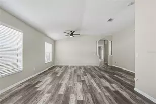 4204 Morning Breeze Ct, Tampa, FL 33619 - Photo 7