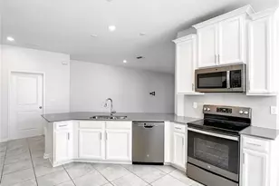 1851 Dumbleton Pl, Saint Cloud, FL 34771 - Photo 3