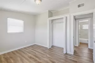 2141 Mango Ave, Sarasota, FL 34234 - Photo 29