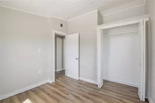 2141 Mango Ave, Sarasota, FL 34234 - Photo 31