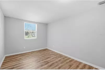 2141 Mango Avenue, Sarasota, FL 34234 - Photo 19