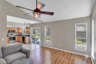 1018 Malcolm Ct, Oviedo, FL 32765 - Photo 5