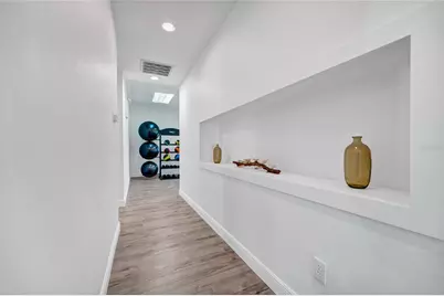 2011 Villa Sites Drive, Tampa, FL 33612 - Photo 13