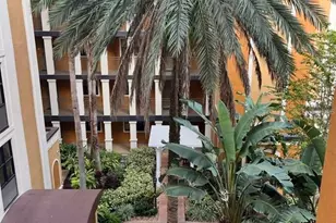 12539 Floridays Resort Dr, Orlando, FL 32821 - Photo 3