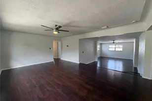601 Myrtle Way S, Saint Petersburg, FL 33705 - Photo 3