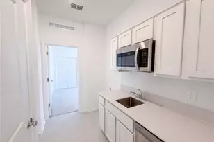 1520 Redwood Ln, Haines City, FL 33844 - Photo 5