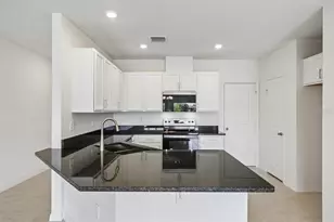 382 Sequoia Dr, Lake Wales, FL 33859 - Photo 5