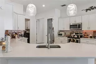 9056 S Bay Dr, Haines City, FL 33844 - Photo 17
