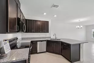 394 Sequoia Dr, Lake Wales, FL 33859 - Photo 5
