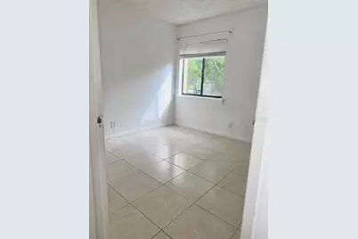 191 Wimbledon Lake Drive #7-44, Plantation, FL 33324 - Photo 15