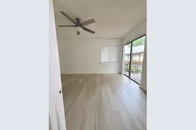 191 Wimbledon Lake Drive #7-44, Plantation, FL 33324 - Photo 9