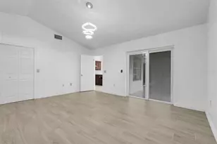 9106 Galleon Ct, Orlando, FL 32819 - Photo 17