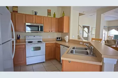 16617 Caribbean Breeze Way, Clermont, FL 34714 - Photo 9