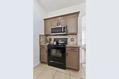 233 Towerview Drive E, Haines City, FL 33844 - Photo 9