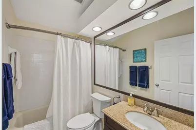 7266 Eleanor Circle #203, Sarasota, FL 34243 - Photo 15