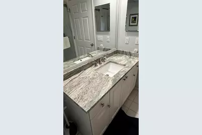7266 Eleanor Circle #203, Sarasota, FL 34243 - Photo 25