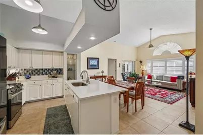 7266 Eleanor Circle #203, Sarasota, FL 34243 - Photo 9