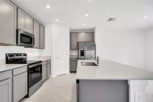 1713 White Water Ct, Davenport, FL 33837 - Photo 13