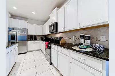 8879 Qin Loop, Kissimmee, FL 34747 - Photo 11