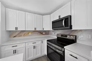 242 Organ St, Punta Gorda, FL 33982 - Photo 3