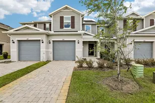 643 Meadows Edge Pl, Lake Wales, FL 33859 - Photo 1