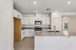 647 Meadows Edge Pl, Lake Wales, FL 33859 - Photo 3
