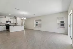 647 Meadows Edge Pl, Lake Wales, FL 33859 - Photo 7