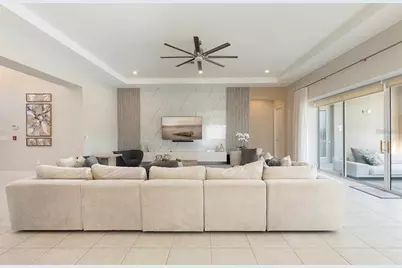 1063 Jack Nicklaus Court, Kissimmee, FL 34747 - Photo 7