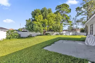 1598 Malaluka St, Deltona, FL 32725 - Photo 27