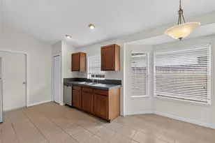 103 Prince Pl, Sanford, FL 32771 - Photo 5