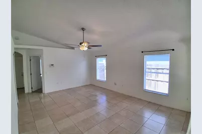 2835 Palm Isle Way, Orlando, FL 32829 - Photo 11