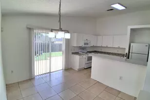 2835 Palm Isle Wy, Orlando, FL 32829 - Photo 9